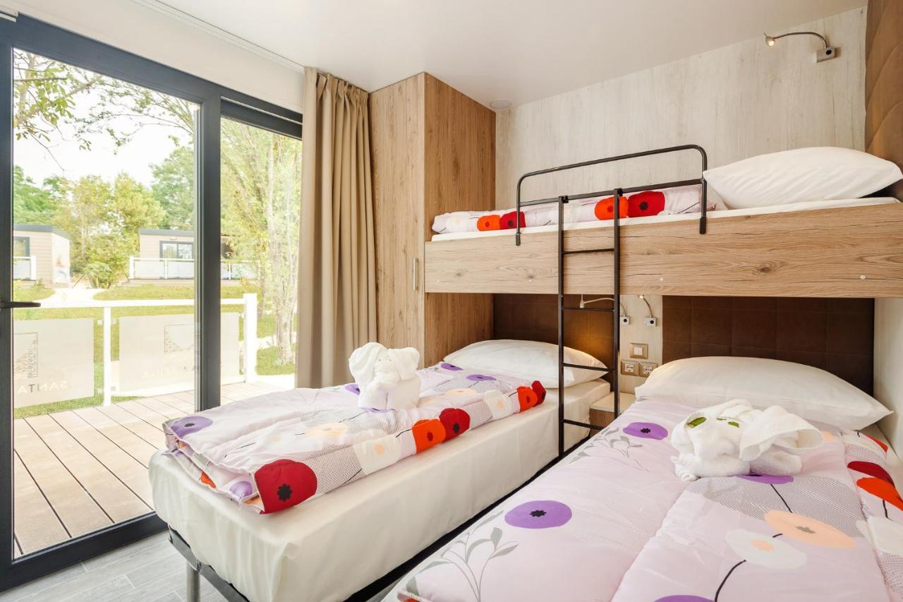 Tar-Vabriga Premium Camping Homes Santa Marina, Lanterna מראה חיצוני תמונה